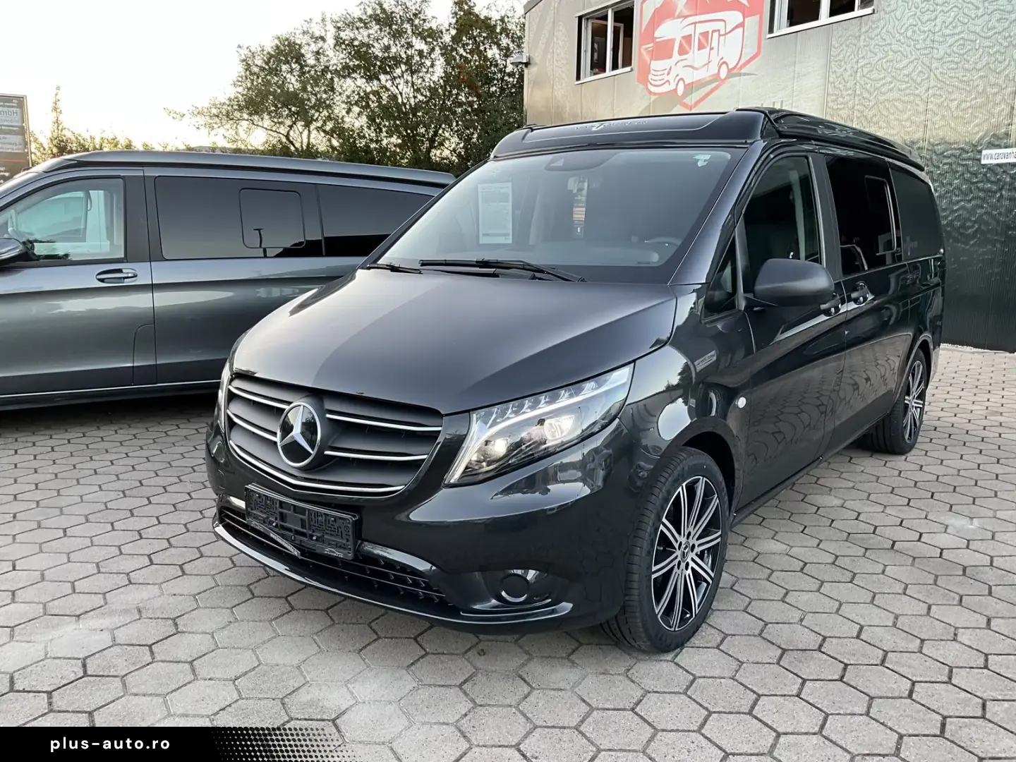 Mercedes-Benz V 250 VanTourer Urban Camper