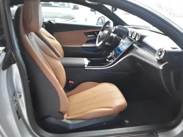 MERCEDES-BENZ CLE 220 d COUPE Avantgarde HEAD-UP PANO KAMERA