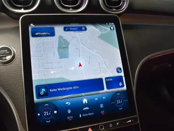 MERCEDES-BENZ CLE 220 d COUPE Avantgarde HEAD-UP PANO KAMERA