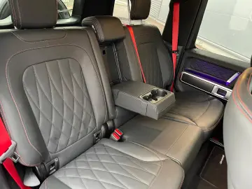 MERCEDES-BENZ G 400d AMG-LINE LEDER 360 KAMERA STANDHZ PANO