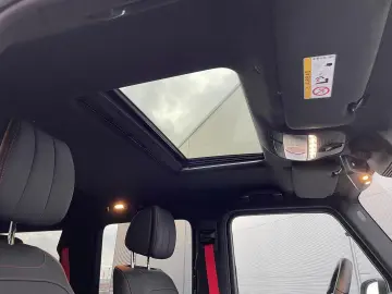MERCEDES-BENZ G 400d AMG-LINE LEDER 360 KAMERA STANDHZ PANO