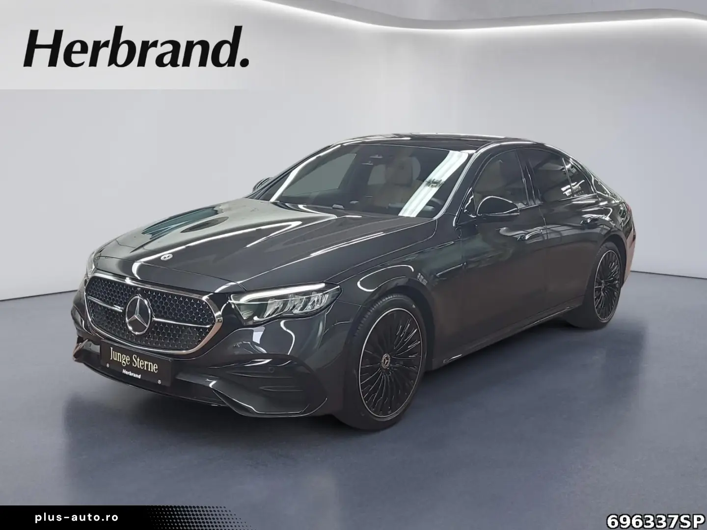 MERCEDES-BENZ E 220 d AMG NIGHT PANO DISTRONIC KEYLESS-GO