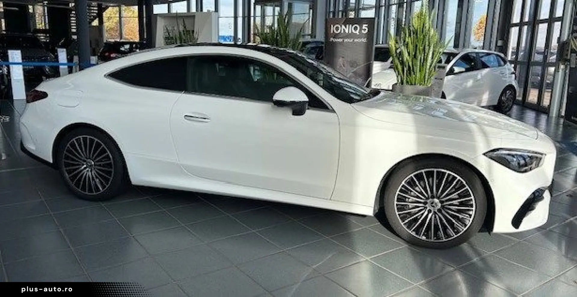 MERCEDES-BENZ CLE 200 Coupé AMG Pano Memory getöntes Glas