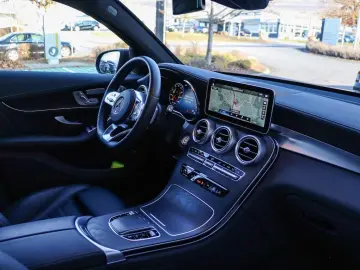 MERCEDES-BENZ GLC 300 d 4M Coupé AMG Distronic Schie&hellip;