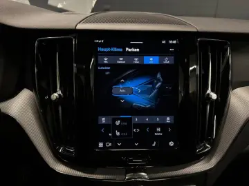 Volvo XC60 Plus Dark AWD  PANORAMA 360˚