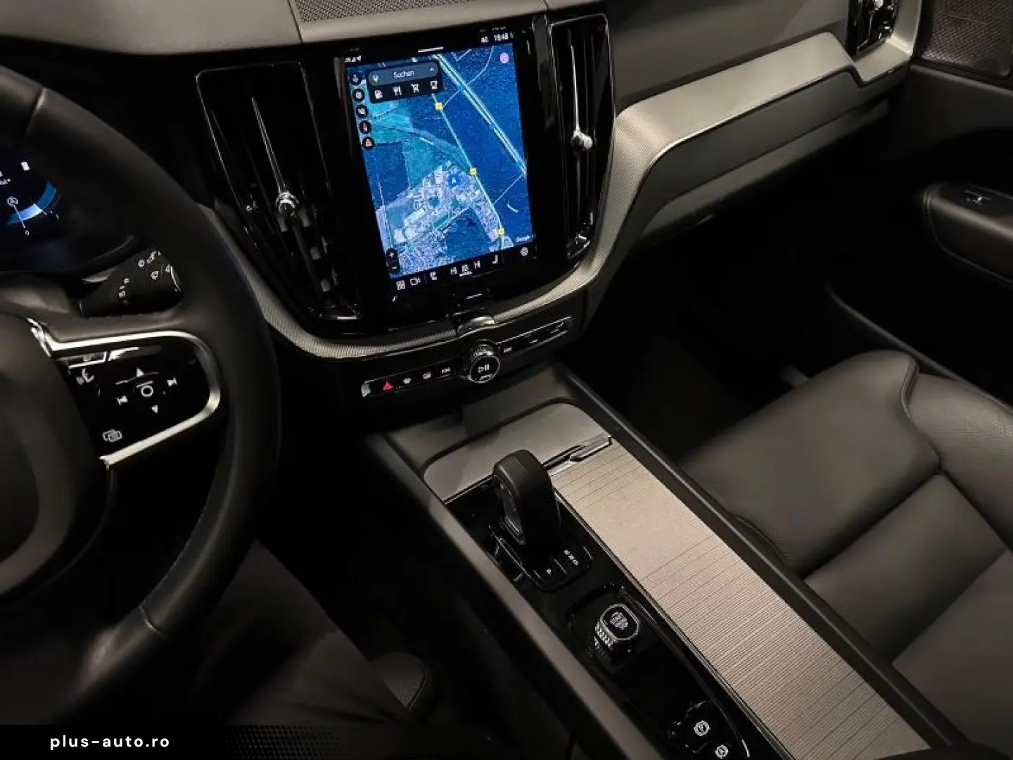 Volvo XC60 Plus Dark AWD  PANORAMA 360˚