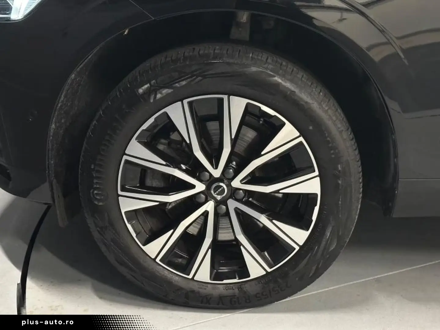 Volvo XC60 Plus Dark AWD  PANORAMA 360˚