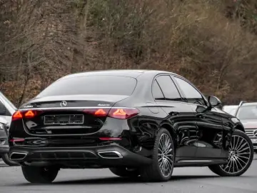 MERCEDES-BENZ E 200 4M AMG Superscreen Pano Burm4D N&hellip;