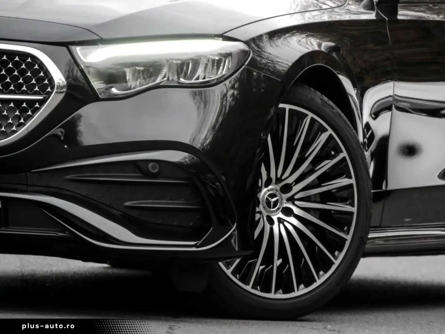 MERCEDES-BENZ E 200 4M AMG Superscreen Pano Burm4D N&hellip;