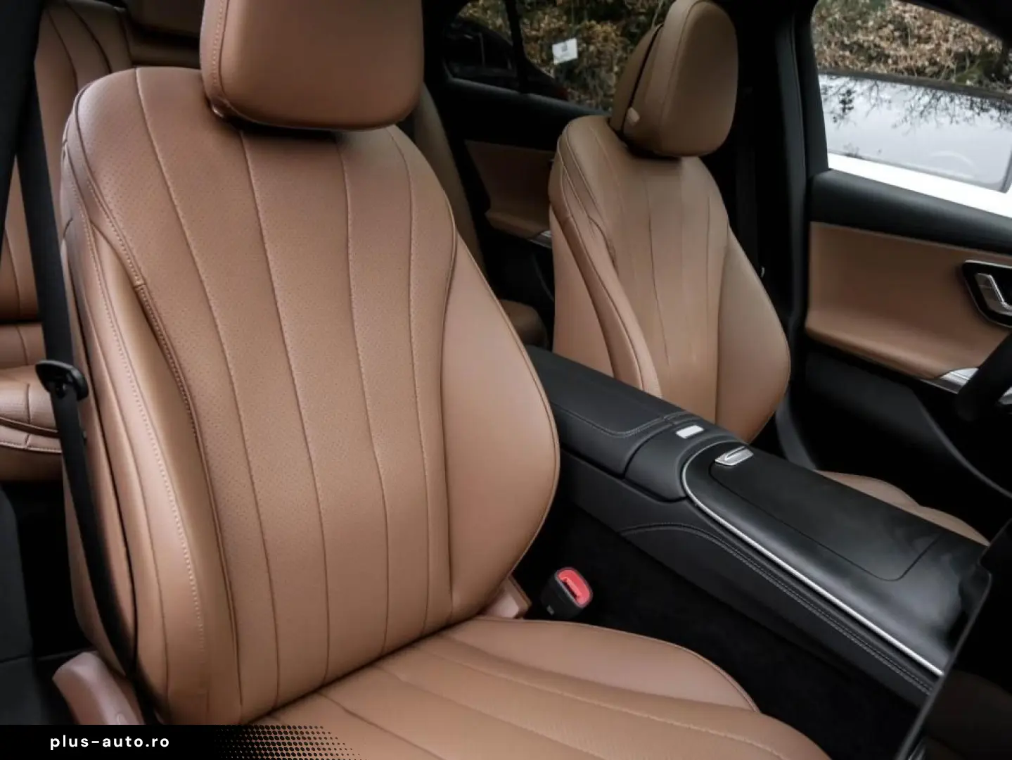 MERCEDES-BENZ E 200 4M AMG Superscreen Pano Burm4D N&hellip;