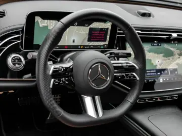 MERCEDES-BENZ E 200 4M AMG Superscreen Pano Burm4D N&hellip;