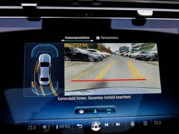 MERCEDES-BENZ E 200 4M AMG Superscreen Pano Burm4D N&hellip;