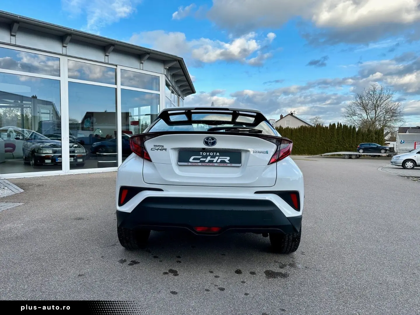 TOYOTA C-HR Flow 1.8-l-VVTi Hybrid  Carplay 2023