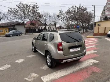 Dacia Duster   1 5 D