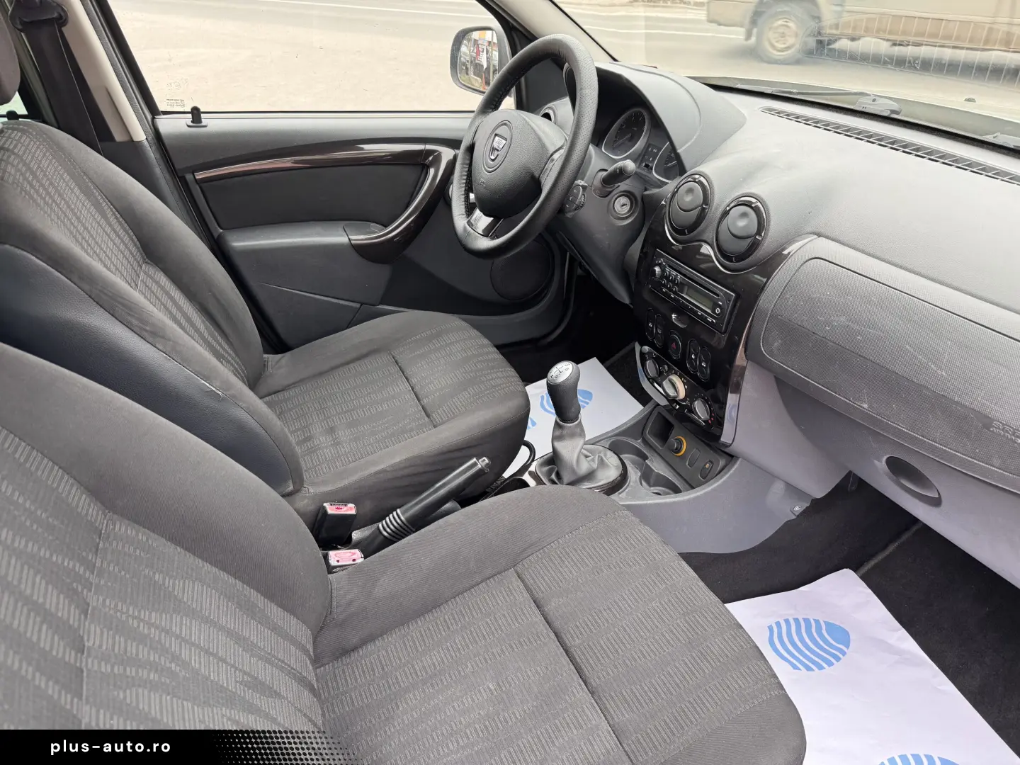 Dacia Duster   1 5 D