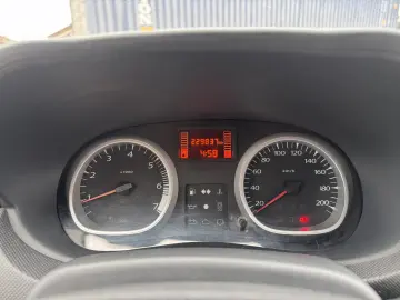 Dacia Duster   1 5 D