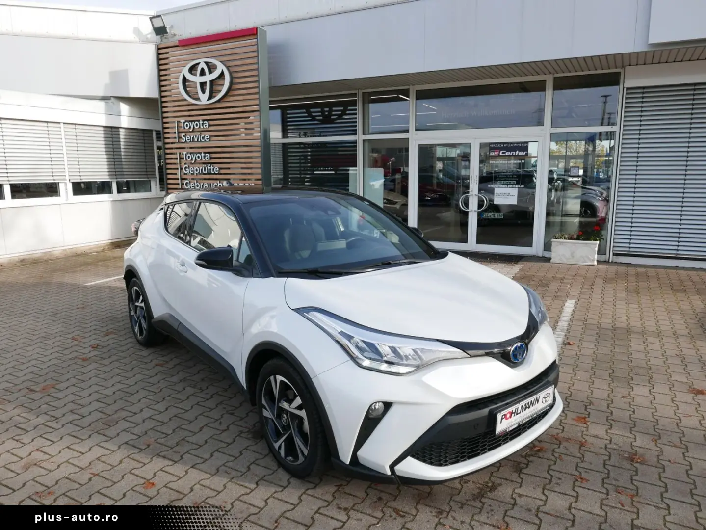 TOYOTA C-HR 2.0 Hybrid Team D  NAVI CARPLAY