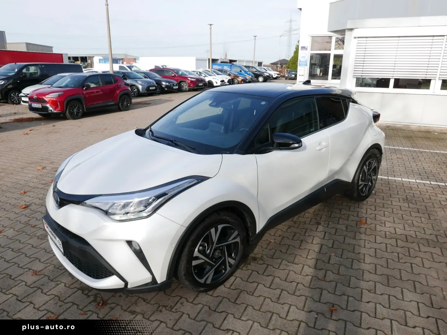 TOYOTA C-HR 2.0 Hybrid Team D  NAVI CARPLAY