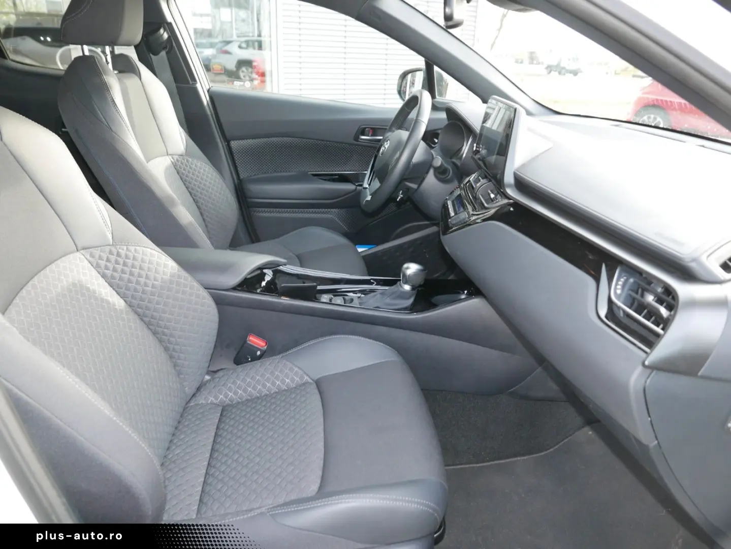 TOYOTA C-HR 2.0 Hybrid Team D  NAVI CARPLAY