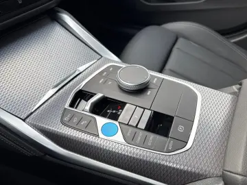 BMW i4 M50 xDr M SPORT PRO AHK AdLED H K 360  DAPro