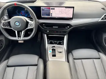 BMW i4 M50 xDr M SPORT PRO AHK AdLED H K 360  DAPro