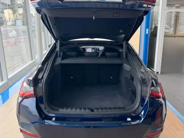 BMW i4 M50 LC.Prof. Glasdach Laser 360 K. H&K ACC