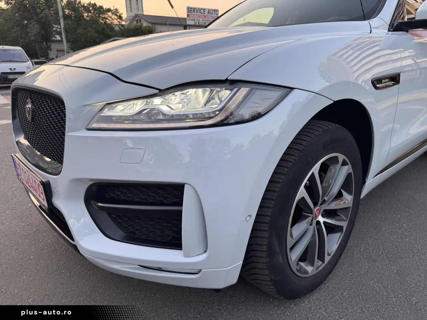 Jaguar F Pace   2019   2 0 D   Euro 6