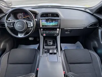 Jaguar F Pace   2019   2 0 D   Euro 6