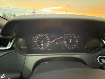 Range Rover Velar  2 0 D   Euro 6