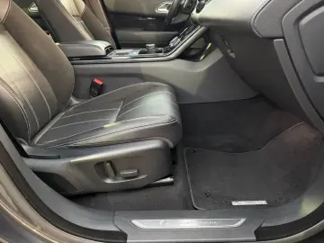 Range Rover Velar  2 0 D   Euro 6