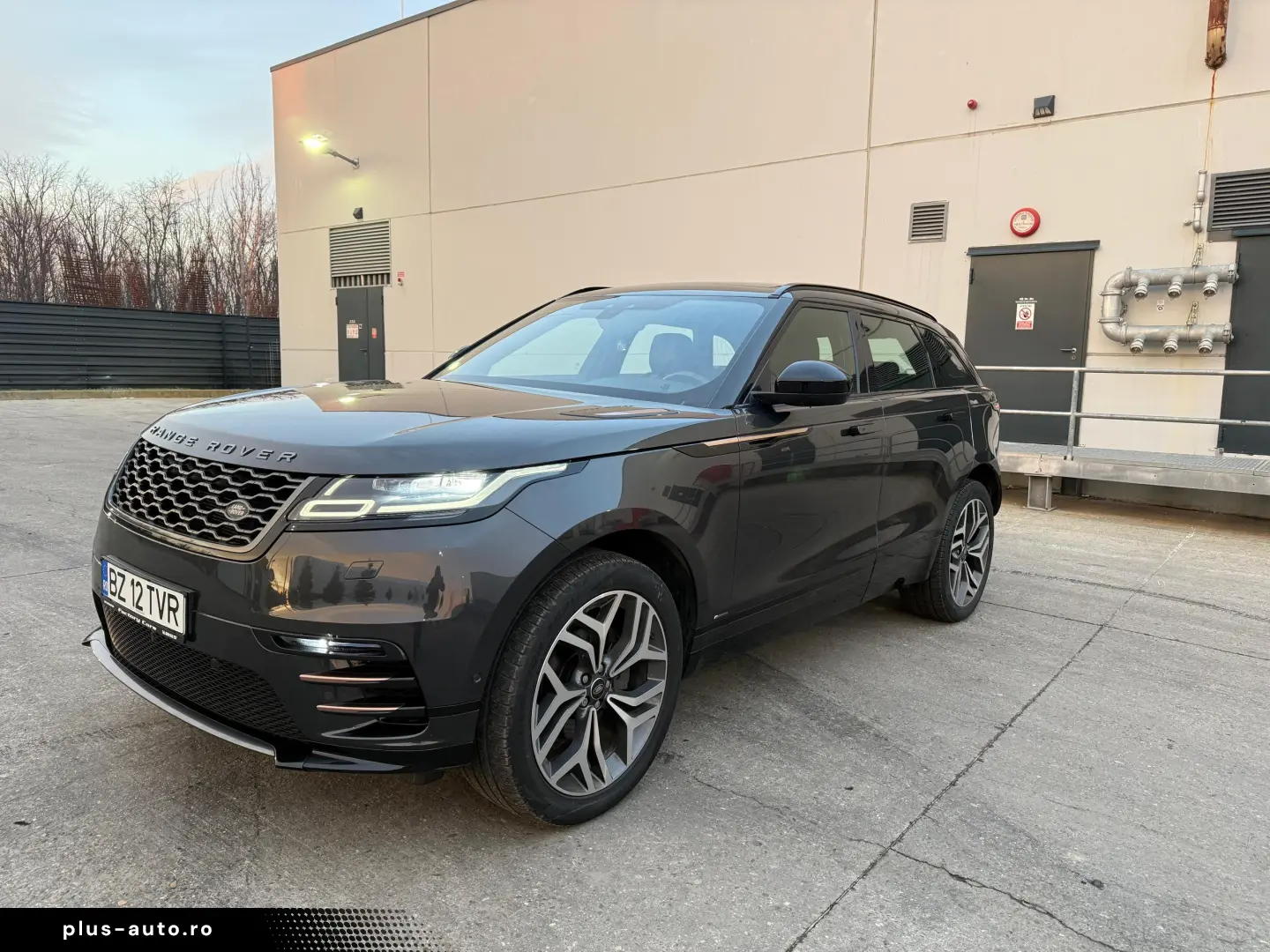 Range Rover Velar  2 0 D   Euro 6
