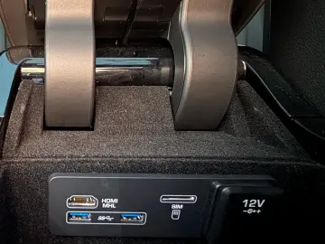 Range Rover Velar  2 0 D   Euro 6