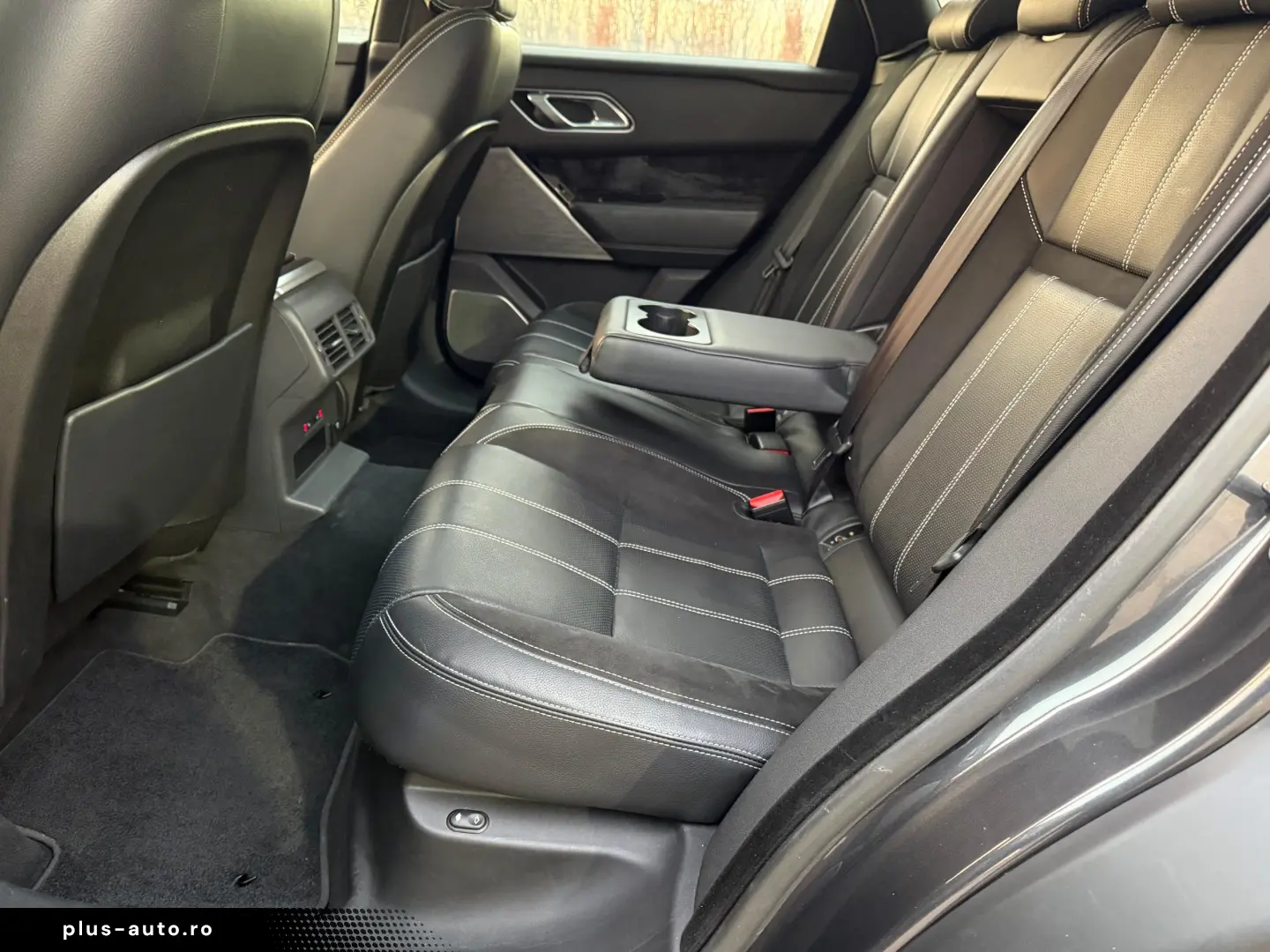 Range Rover Velar  2 0 D   Euro 6