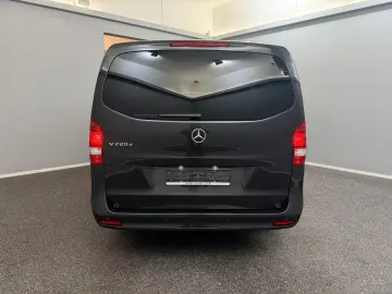 MERCEDES-BENZ V 220 d Lang