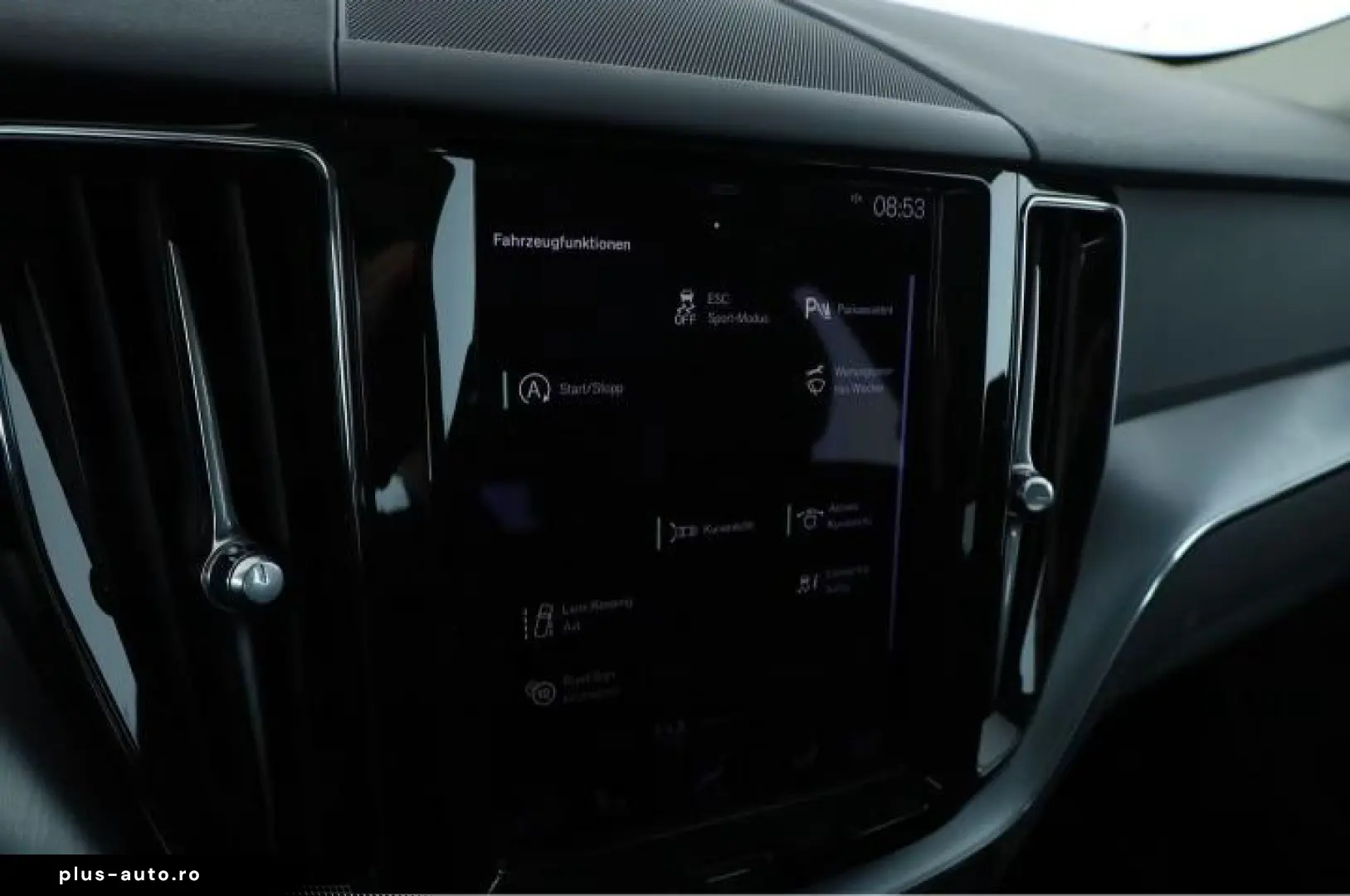 Volvo XC60 2.0 B4 Diesel Mild-Hybrid Momentum Pro AWD