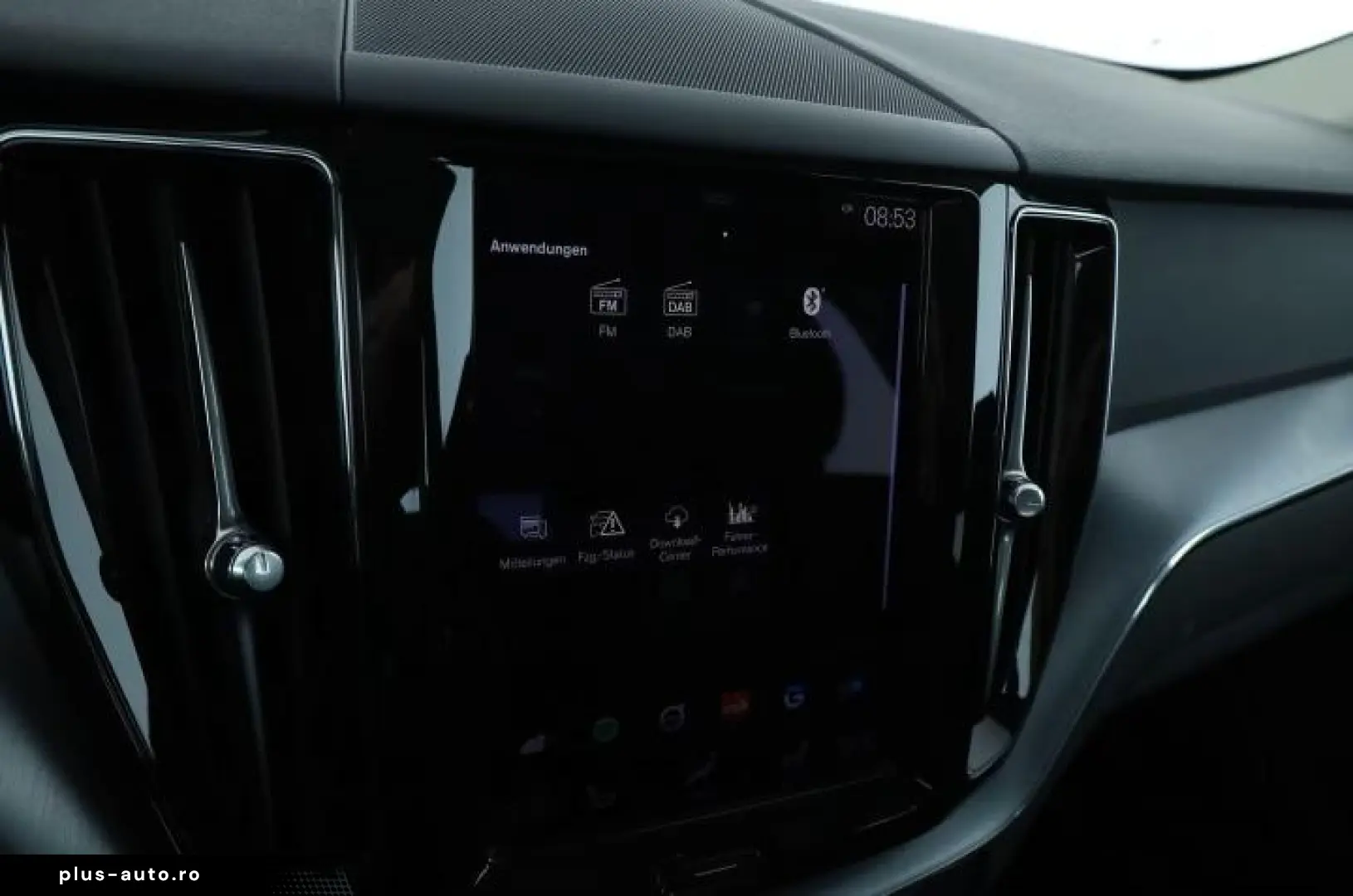 Volvo XC60 2.0 B4 Diesel Mild-Hybrid Momentum Pro AWD