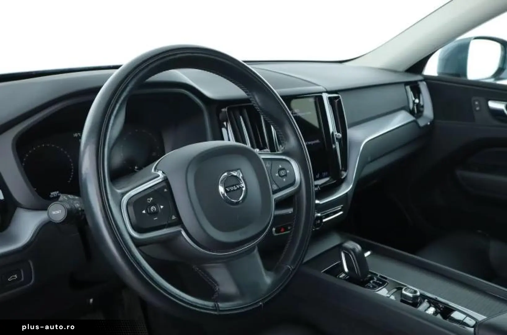 Volvo XC60 2.0 B4 Diesel Mild-Hybrid Momentum Pro AWD