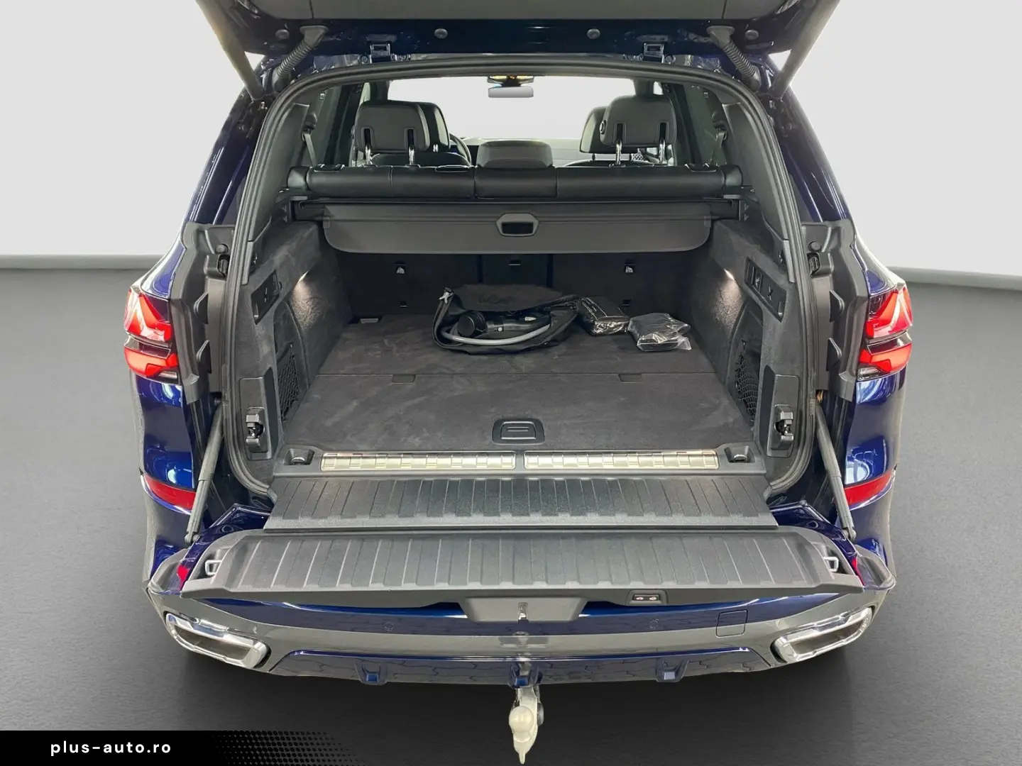 BMW X5 xDrive50e    M-Sport ACC Luftfw. PanoSD AHK B