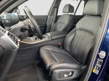 BMW X5 xDrive50e    M-Sport ACC Luftfw. PanoSD AHK B