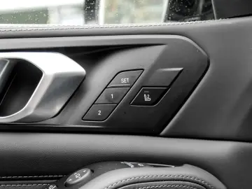 BMW X5 M50i LASER HuD H K DA PROF 360  MEMORY