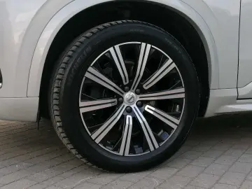 VOLVO XC90 B5 D AWD Inscription 7-Sitzer