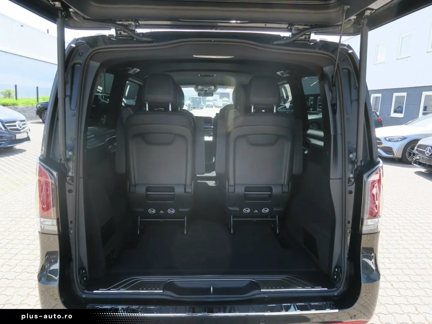 MERCEDES-BENZ V 300 d AVANTGARDE Lang AMG-Line