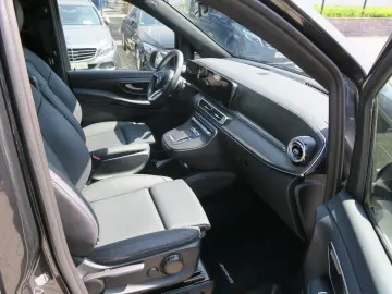 MERCEDES-BENZ V 300 d AVANTGARDE Lang AMG-Line