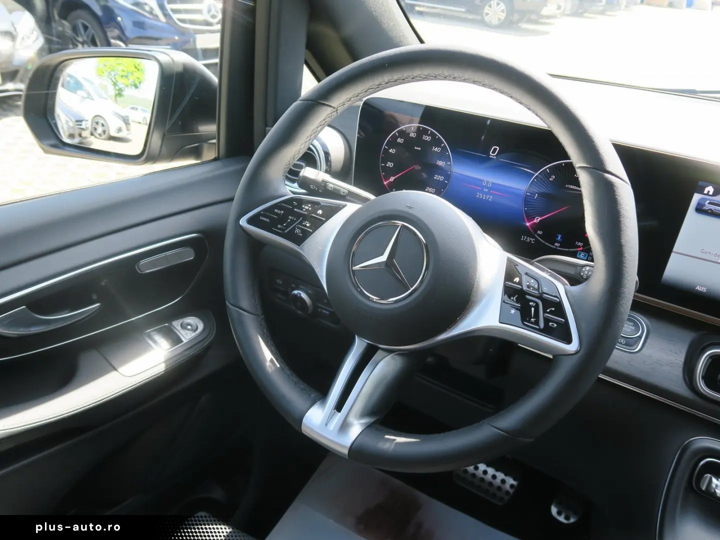 MERCEDES-BENZ V 300 d AVANTGARDE Lang AMG-Line