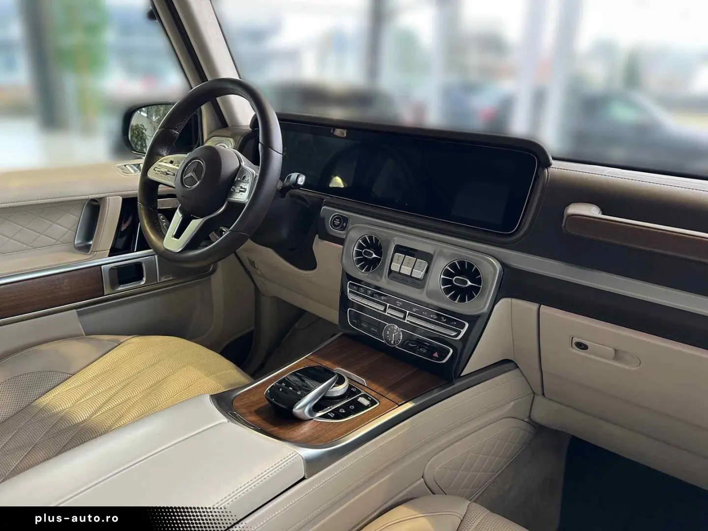 MERCEDES-BENZ G 400 d AMG Burmester Ventilation 360