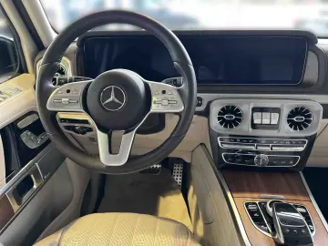 MERCEDES-BENZ G 400 d AMG Burmester Ventilation 360