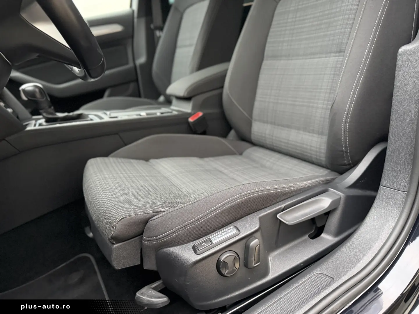 VW Passat Business 2.0TDI DSG 2020