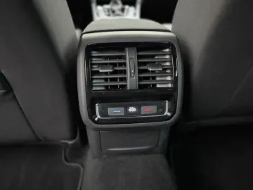 VW Passat Business 2.0TDI DSG 2020