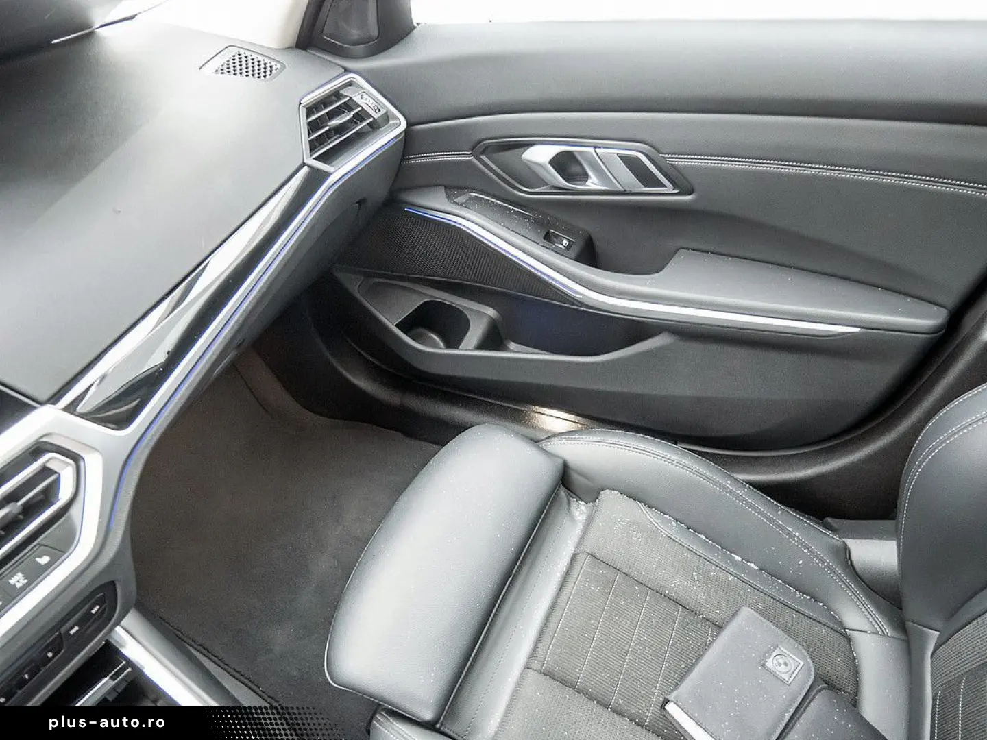 BMW 330i Sport Line LED NAVI eGSD KAMERA KLIMAAUT