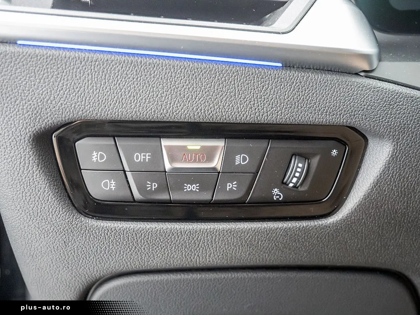 BMW 330i Sport Line LED NAVI eGSD KAMERA KLIMAAUT